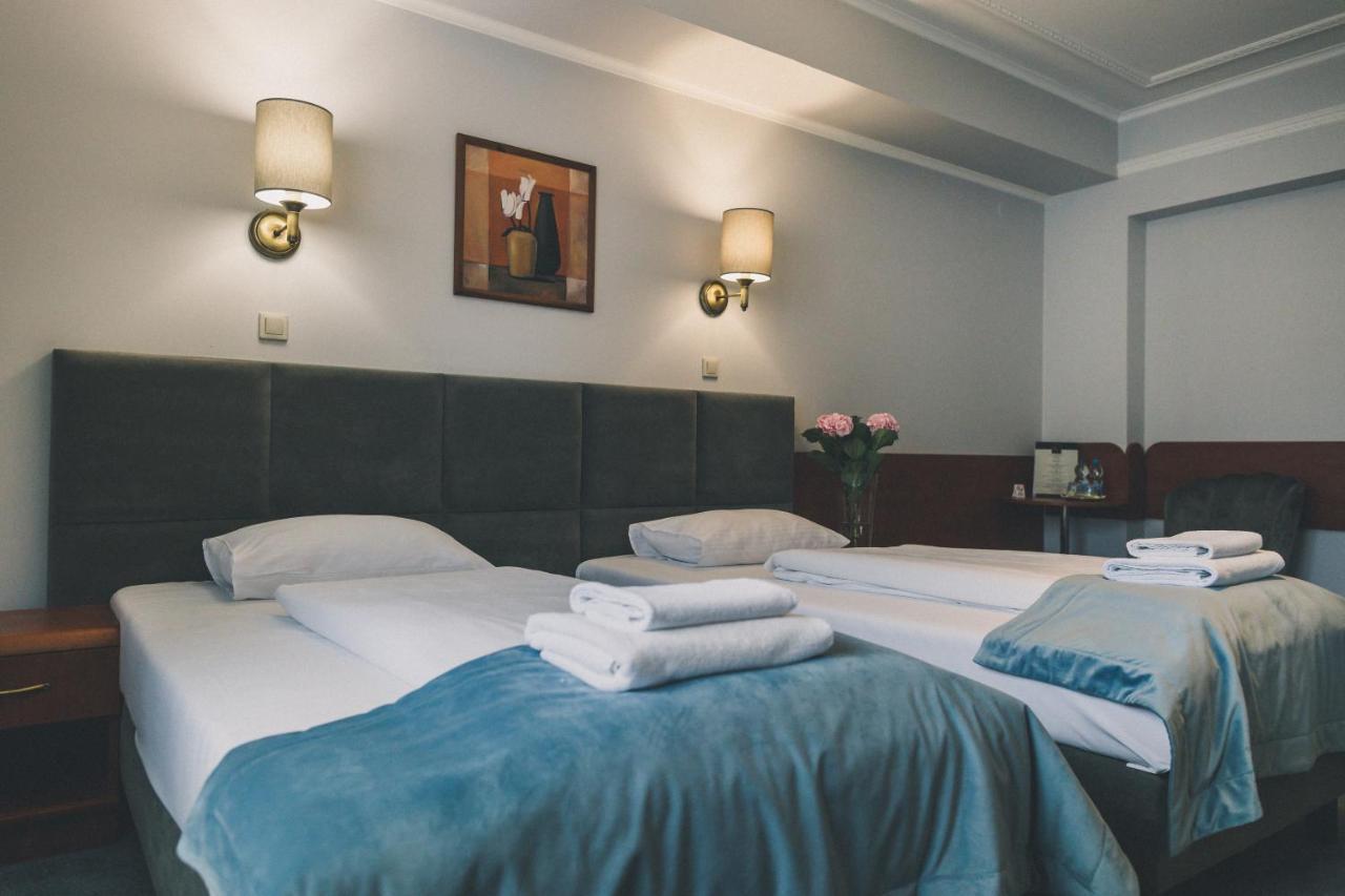 Hotel Czardasz Spa & Wellness Płock Exteriér fotografie